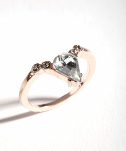 Rose Crystal V-Shaped Ring