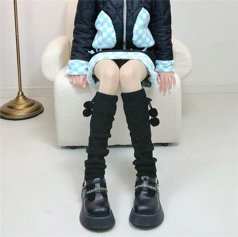 Fluffy warm pompon stockings - Image 6