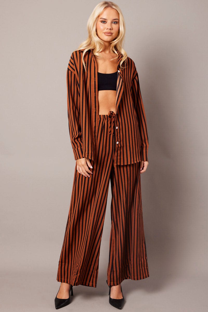 Brown Abstract Relaxed Shirt Long Sleeve - Image 2